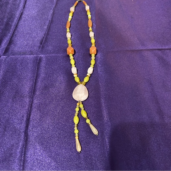 Jay King DTR Necklace Yellow
Bauhinia Stone Quartz
Southwestern Style Design - Picture 3 of 6